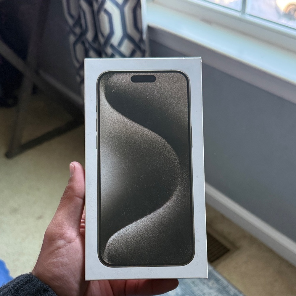 Apple iPhone Silver